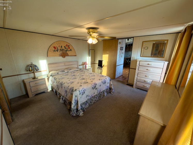 118 Driftwood Drive, Port Clinton, 43452, 2 Bedrooms Bedrooms, ,2 BathroomsBathrooms,Residential,For Sale,Driftwood,20260663