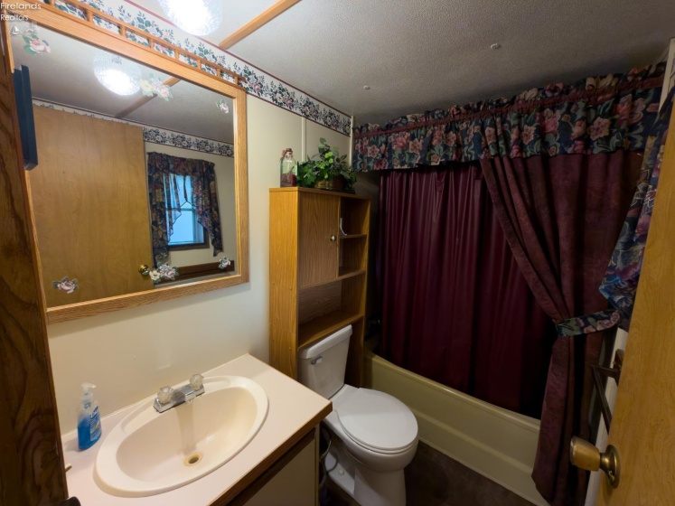 118 Driftwood Drive, Port Clinton, 43452, 2 Bedrooms Bedrooms, ,2 BathroomsBathrooms,Residential,For Sale,Driftwood,20260663