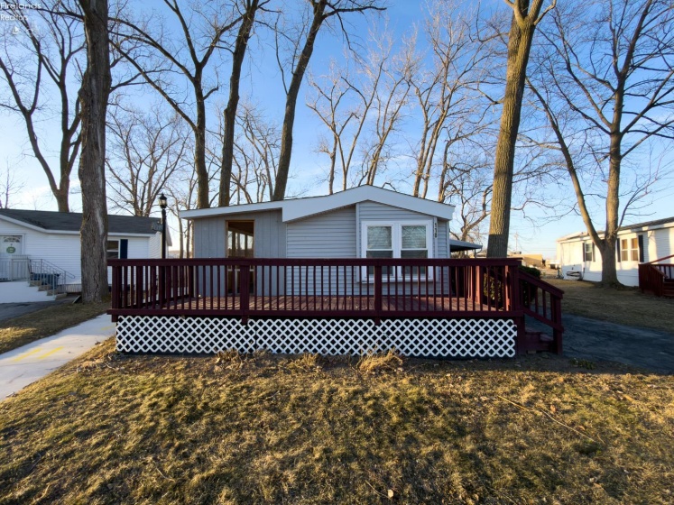 118 Driftwood Drive, Port Clinton, 43452, 2 Bedrooms Bedrooms, ,2 BathroomsBathrooms,Residential,For Sale,Driftwood,20260663