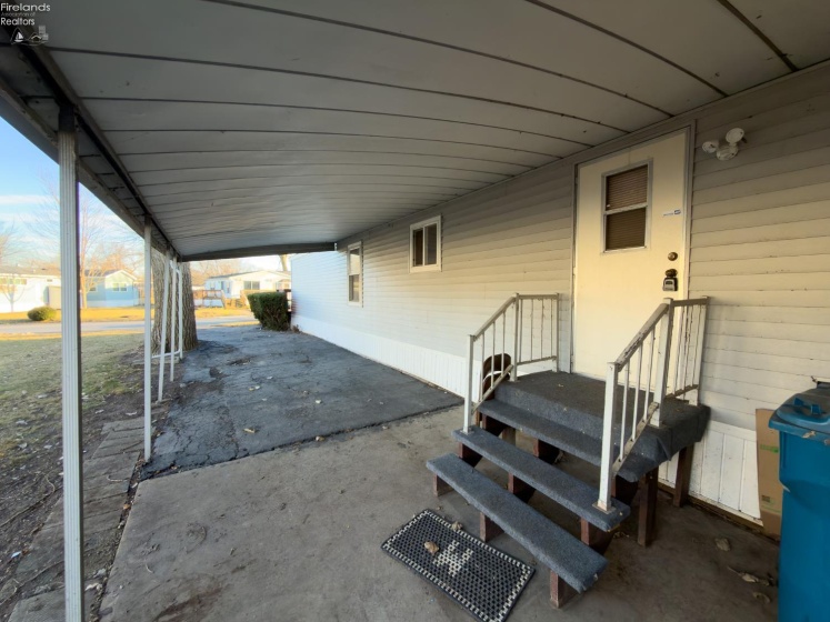 118 Driftwood Drive, Port Clinton, 43452, 2 Bedrooms Bedrooms, ,2 BathroomsBathrooms,Residential,For Sale,Driftwood,20260663