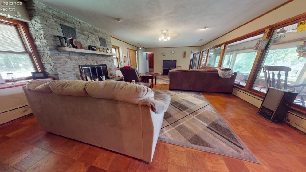 647 Spangler Street, Willard, 44890, 3 Bedrooms Bedrooms, ,3 BathroomsBathrooms,Residential,For Sale,Spangler,20260692