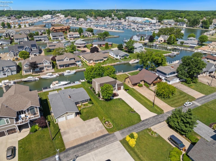 2914 Perch, Port Clinton, 43452, 3 Bedrooms Bedrooms, ,3 BathroomsBathrooms,Residential,For Sale,Perch,20260430