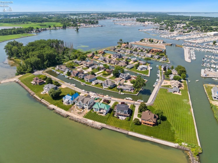 2914 Perch, Port Clinton, 43452, 3 Bedrooms Bedrooms, ,3 BathroomsBathrooms,Residential,For Sale,Perch,20260430