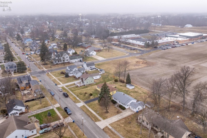 306 Main Street, Oak Harbor, 43449, 2 Bedrooms Bedrooms, ,1 BathroomBathrooms,Residential,For Sale,Main,20260622