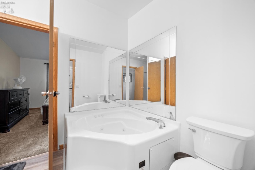 1830 County Road 213, Fremont, 43420, 3 Bedrooms Bedrooms, ,2 BathroomsBathrooms,Residential,For Sale,County Road 213,20260627