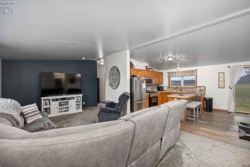 1830 County Road 213, Fremont, 43420, 3 Bedrooms Bedrooms, ,2 BathroomsBathrooms,Residential,For Sale,County Road 213,20260627