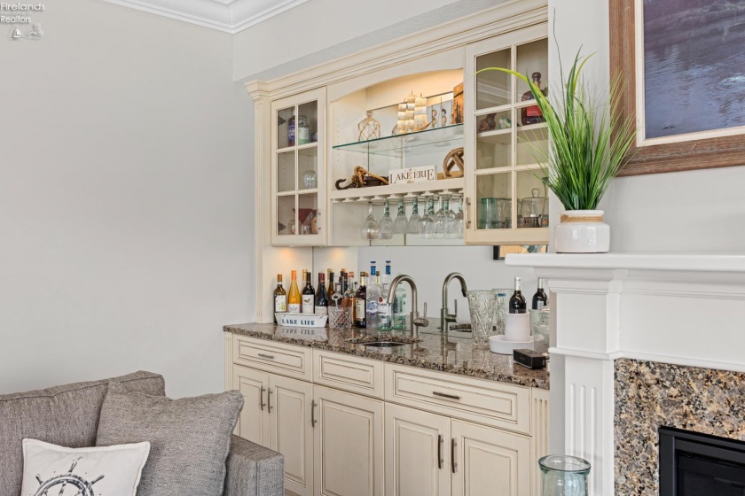 5268 Redbud Drive, Port Clinton, 43452, 3 Bedrooms Bedrooms, ,4 BathroomsBathrooms,Residential,For Sale,Redbud,20260634