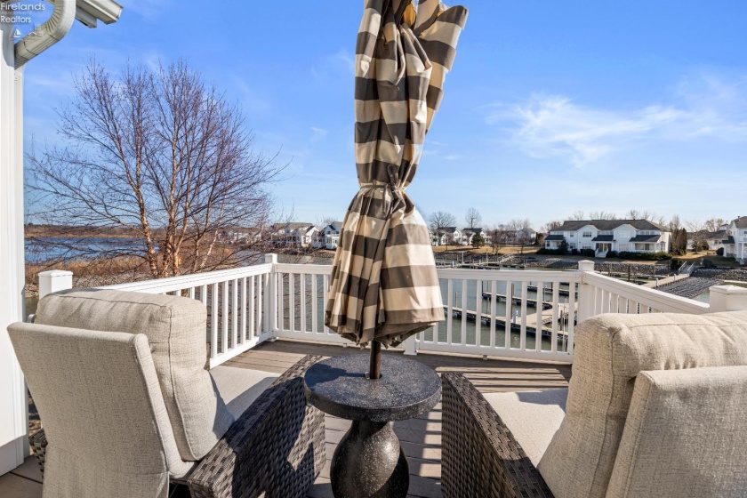 5268 Redbud Drive, Port Clinton, 43452, 3 Bedrooms Bedrooms, ,4 BathroomsBathrooms,Residential,For Sale,Redbud,20260634