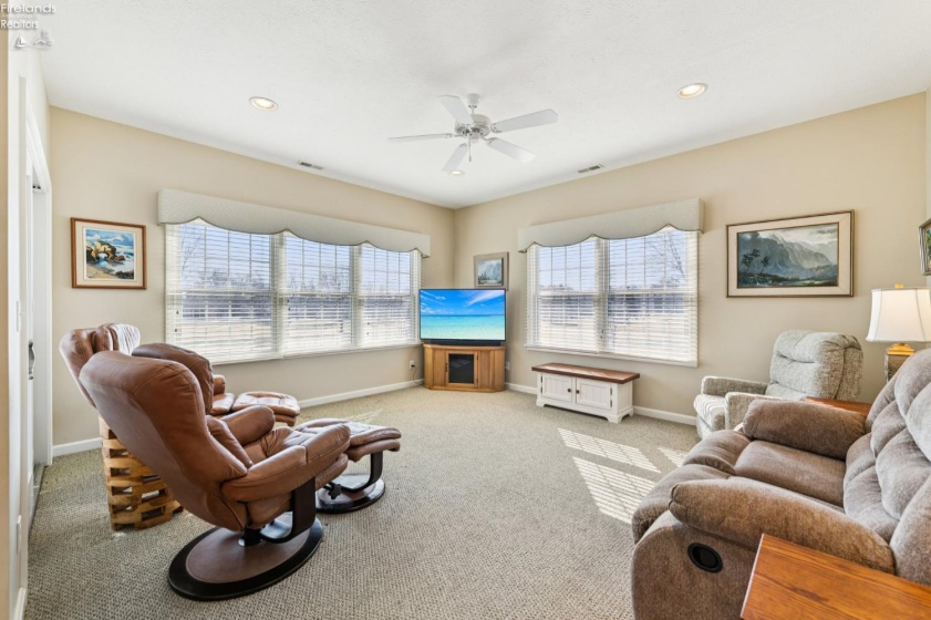 4444 Harbors Edge Drive, Port Clinton, 43452, 3 Bedrooms Bedrooms, ,3 BathroomsBathrooms,Residential,For Sale,Harbors Edge,20260704