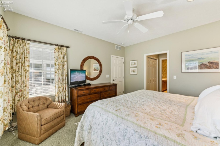 4444 Harbors Edge Drive, Port Clinton, 43452, 3 Bedrooms Bedrooms, ,3 BathroomsBathrooms,Residential,For Sale,Harbors Edge,20260704