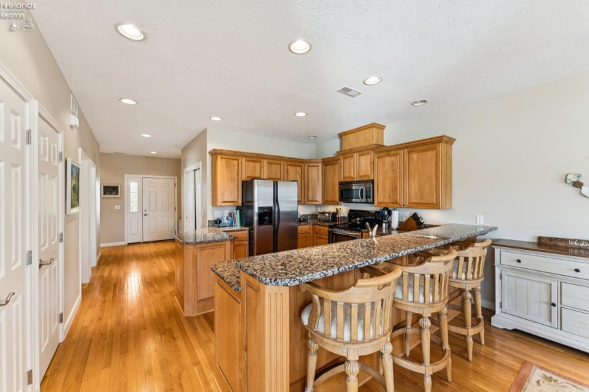 4444 Harbors Edge Drive, Port Clinton, 43452, 3 Bedrooms Bedrooms, ,3 BathroomsBathrooms,Residential,For Sale,Harbors Edge,20260704