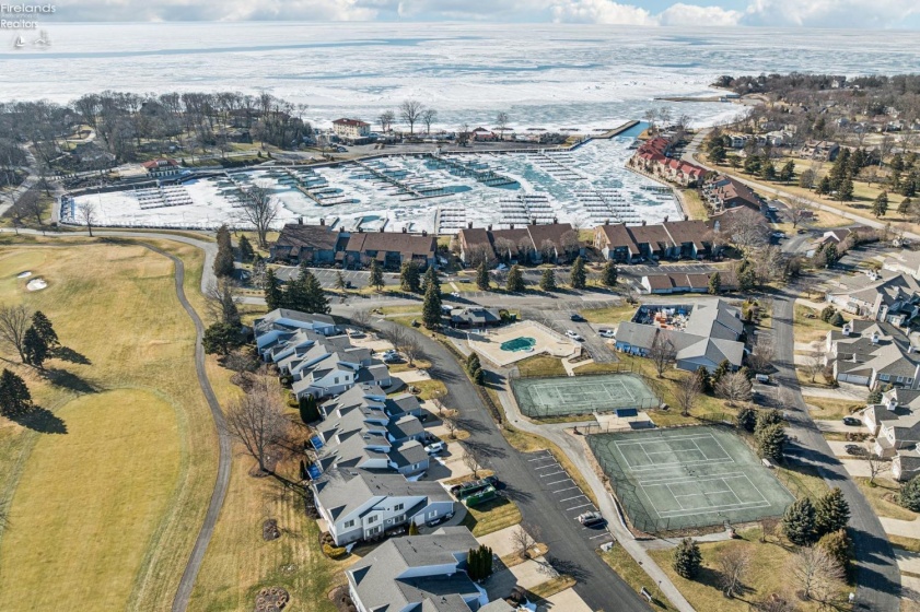 4444 Harbors Edge Drive, Port Clinton, 43452, 3 Bedrooms Bedrooms, ,3 BathroomsBathrooms,Residential,For Sale,Harbors Edge,20260704