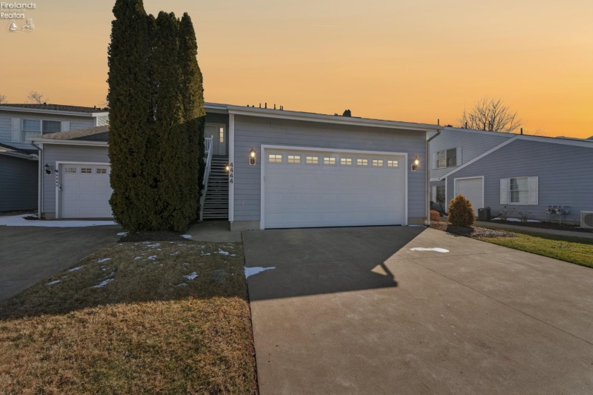 4444 Harbors Edge Drive, Port Clinton, 43452, 3 Bedrooms Bedrooms, ,3 BathroomsBathrooms,Residential,For Sale,Harbors Edge,20260704