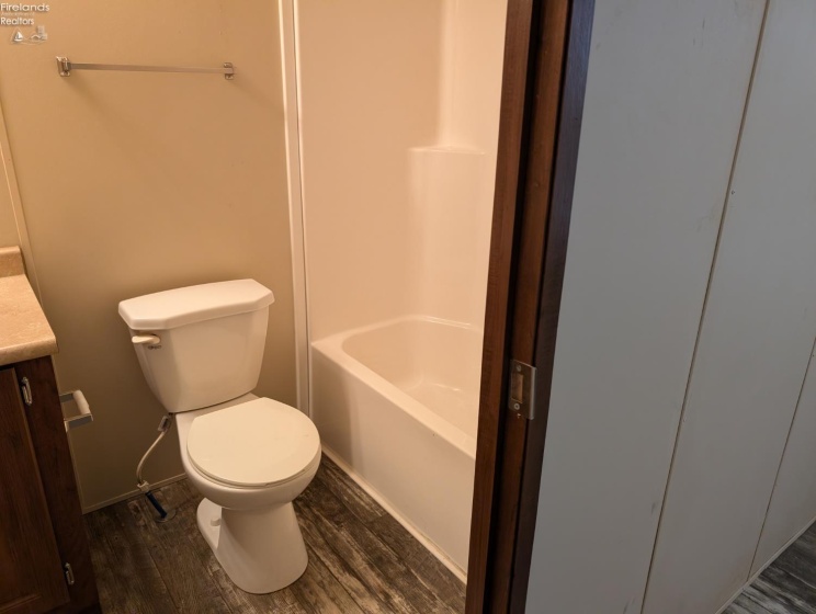 220 Maple Lane, Green Springs, 44836, 3 Bedrooms Bedrooms, ,2 BathroomsBathrooms,Residential,For Sale,Maple,20254689