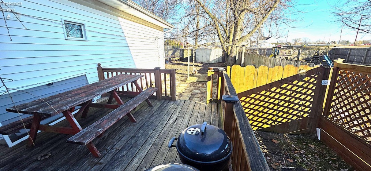 221 Broad Street, Bellevue, 44811, 4 Bedrooms Bedrooms, ,2 BathroomsBathrooms,Residential,For Sale,Broad,20260656