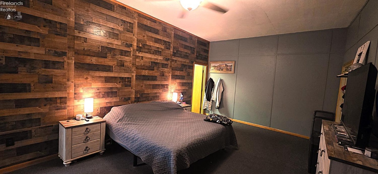 221 Broad Street, Bellevue, 44811, 4 Bedrooms Bedrooms, ,2 BathroomsBathrooms,Residential,For Sale,Broad,20260656