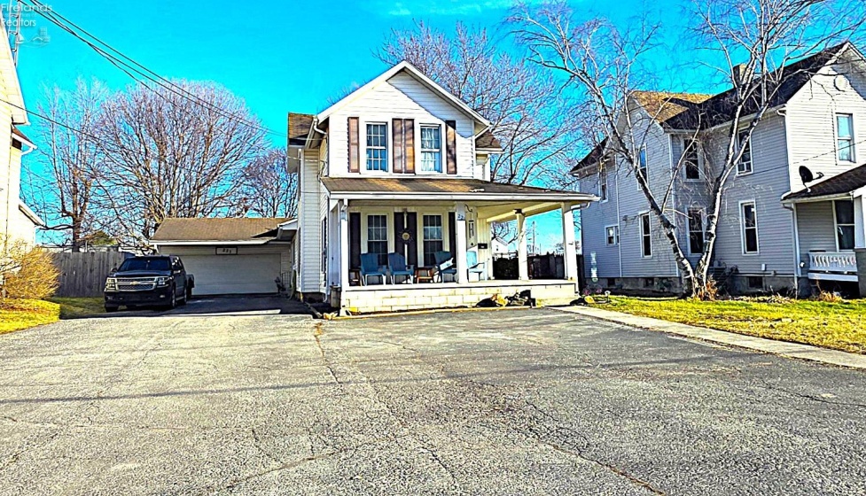 221 Broad Street, Bellevue, 44811, 4 Bedrooms Bedrooms, ,2 BathroomsBathrooms,Residential,For Sale,Broad,20260656