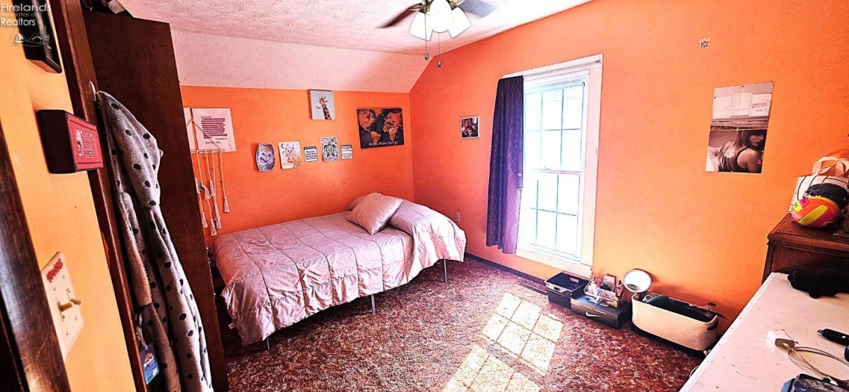 221 Broad Street, Bellevue, 44811, 4 Bedrooms Bedrooms, ,2 BathroomsBathrooms,Residential,For Sale,Broad,20260656