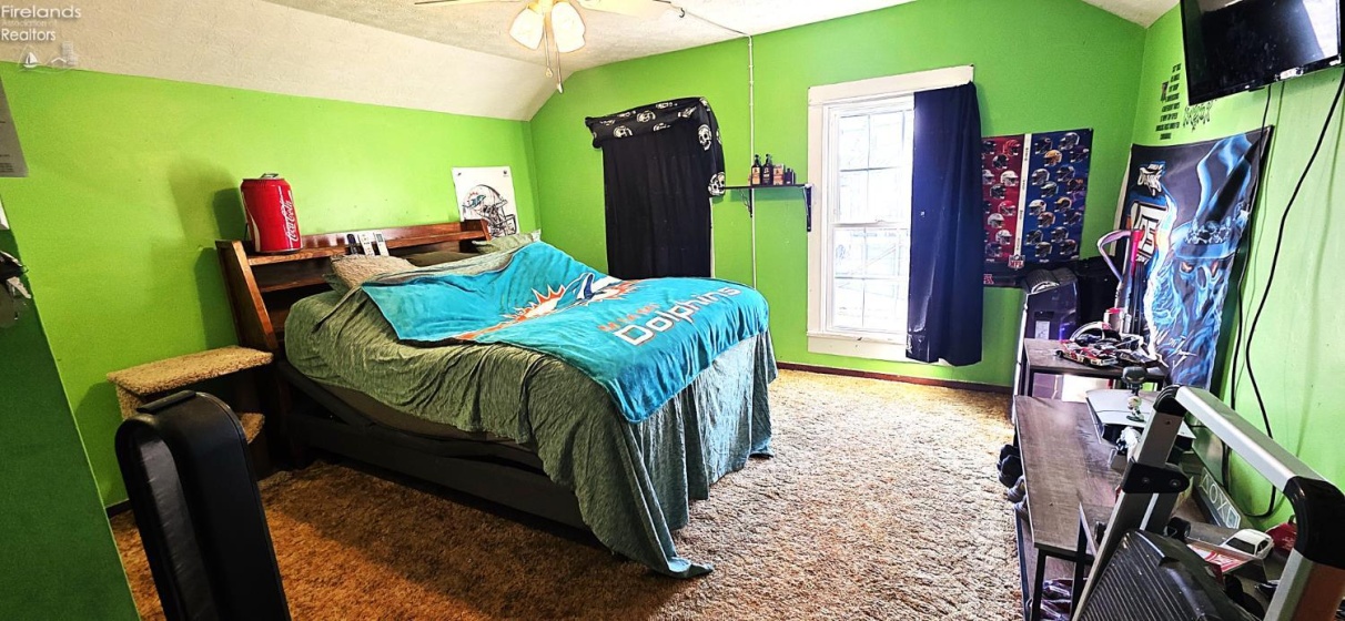 221 Broad Street, Bellevue, 44811, 4 Bedrooms Bedrooms, ,2 BathroomsBathrooms,Residential,For Sale,Broad,20260656