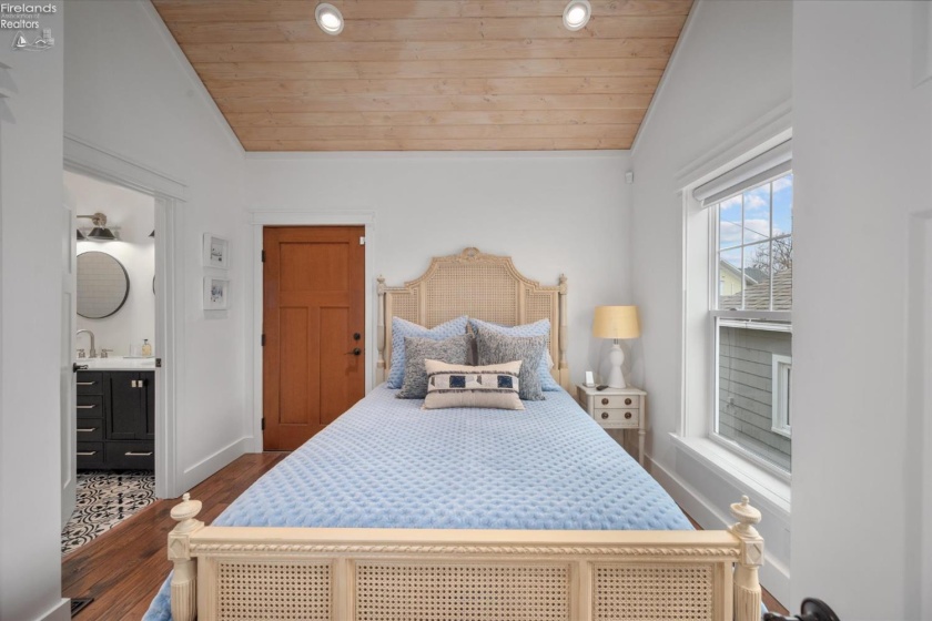 324 Plum Avenue, Lakeside, 43440, 4 Bedrooms Bedrooms, ,2 BathroomsBathrooms,Residential,For Sale,Plum,20260678