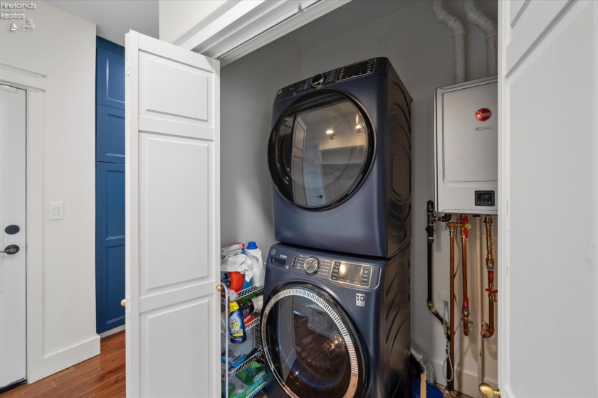 324 Plum Avenue, Lakeside, 43440, 4 Bedrooms Bedrooms, ,2 BathroomsBathrooms,Residential,For Sale,Plum,20260678