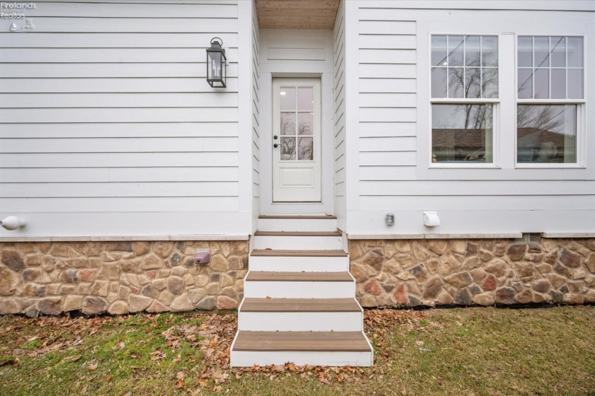 324 Plum Avenue, Lakeside, 43440, 4 Bedrooms Bedrooms, ,2 BathroomsBathrooms,Residential,For Sale,Plum,20260678