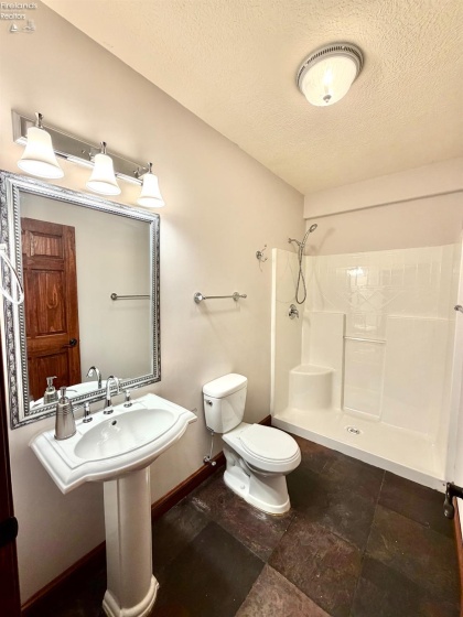 4319 Shore Drive, Lorain, 44053, 4 Bedrooms Bedrooms, ,4 BathroomsBathrooms,Residential,For Sale,Shore,20260703