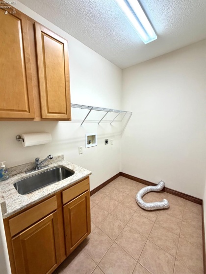 4319 Shore Drive, Lorain, 44053, 4 Bedrooms Bedrooms, ,4 BathroomsBathrooms,Residential,For Sale,Shore,20260703