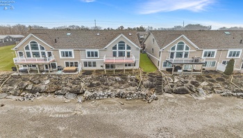 4319 Shore Drive, Lorain, 44053, 4 Bedrooms Bedrooms, ,4 BathroomsBathrooms,Residential,For Sale,Shore,20260703