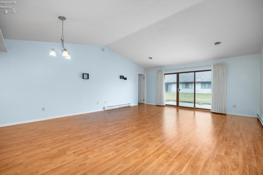 4601 Pinewood Drive, Sandusky, 44870, 3 Bedrooms Bedrooms, ,2 BathroomsBathrooms,Residential,For Sale,Pinewood,20260710