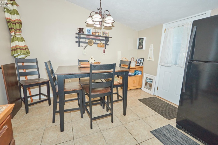 33 Northview Place, Huron, 44839, 4 Bedrooms Bedrooms, ,2 BathroomsBathrooms,Residential,For Sale,Northview,20260722