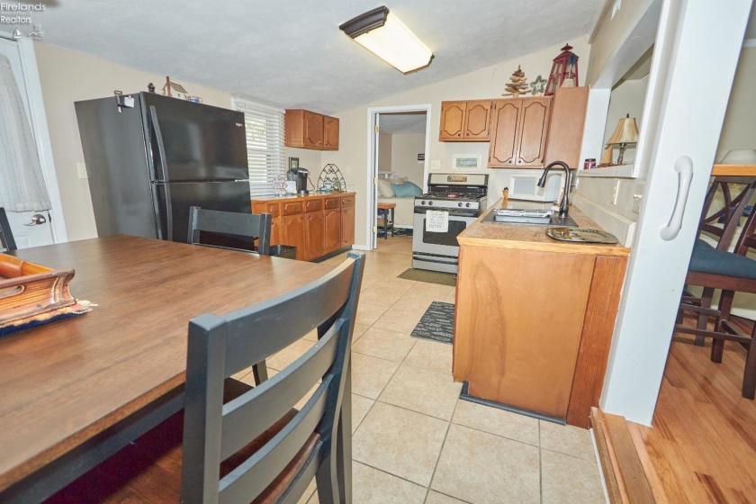 33 Northview Place, Huron, 44839, 4 Bedrooms Bedrooms, ,2 BathroomsBathrooms,Residential,For Sale,Northview,20260722