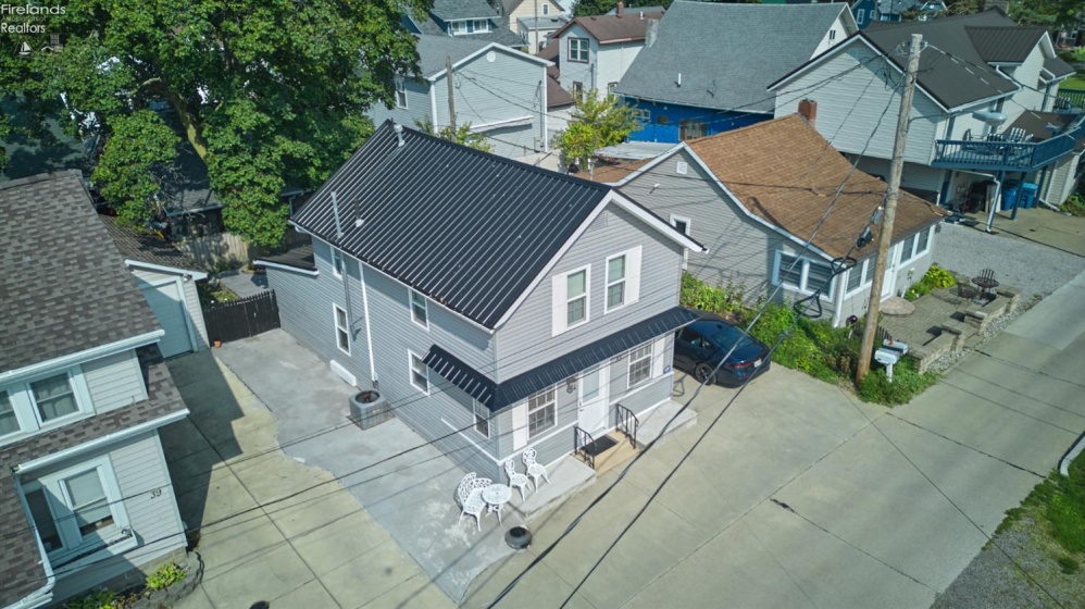 33 Northview Place, Huron, 44839, 4 Bedrooms Bedrooms, ,2 BathroomsBathrooms,Residential,For Sale,Northview,20260722