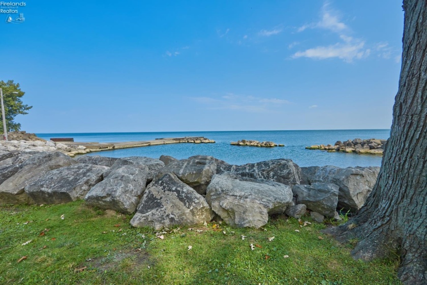 33 Northview Place, Huron, 44839, 4 Bedrooms Bedrooms, ,2 BathroomsBathrooms,Residential,For Sale,Northview,20260722