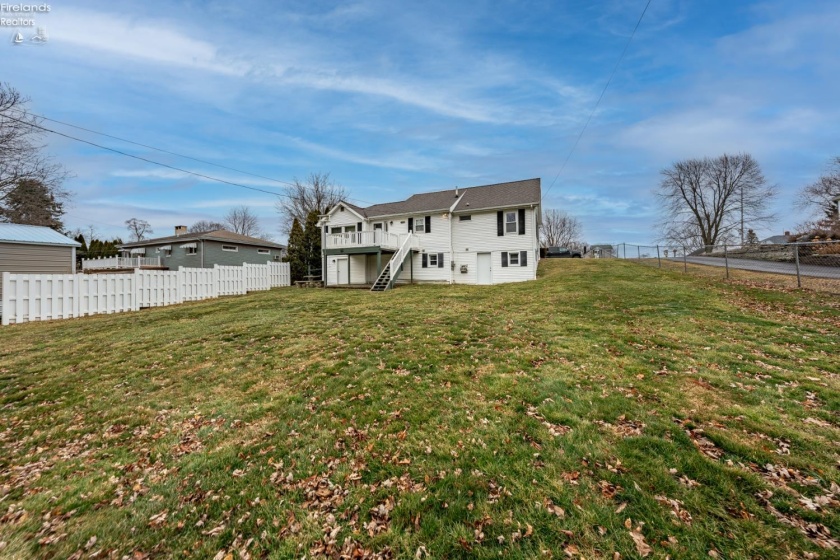 1720 Tiffin Road, Fremont, 43420, 4 Bedrooms Bedrooms, ,2 BathroomsBathrooms,Residential,For Sale,Tiffin,20260702