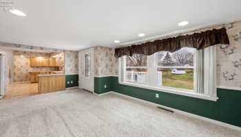 1720 Tiffin Road, Fremont, 43420, 4 Bedrooms Bedrooms, ,2 BathroomsBathrooms,Residential,For Sale,Tiffin,20260702