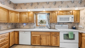 1720 Tiffin Road, Fremont, 43420, 4 Bedrooms Bedrooms, ,2 BathroomsBathrooms,Residential,For Sale,Tiffin,20260702