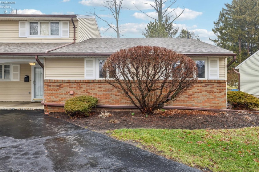 525 Liberty Drive, Huron, 44839, 2 Bedrooms Bedrooms, ,1 BathroomBathrooms,Residential,For Sale,Liberty,20260714