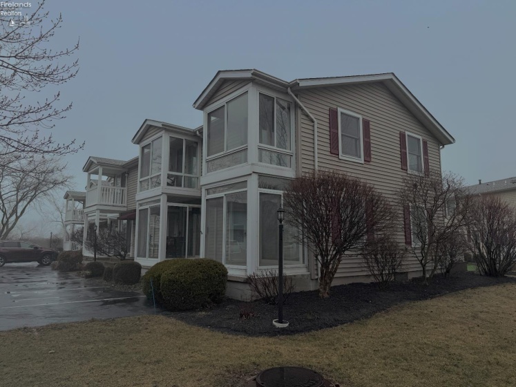 204 Lakefront Drive, Port Clinton, 43452, 2 Bedrooms Bedrooms, ,2 BathroomsBathrooms,Residential,For Sale,Lakefront,20260711