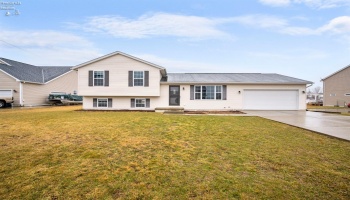 435 Burdine Drive, Oak Harbor, 43449, 3 Bedrooms Bedrooms, ,2 BathroomsBathrooms,Residential,For Sale,Burdine,20260533