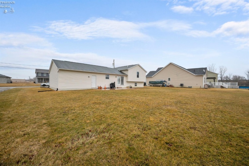 435 Burdine Drive, Oak Harbor, 43449, 3 Bedrooms Bedrooms, ,2 BathroomsBathrooms,Residential,For Sale,Burdine,20260533
