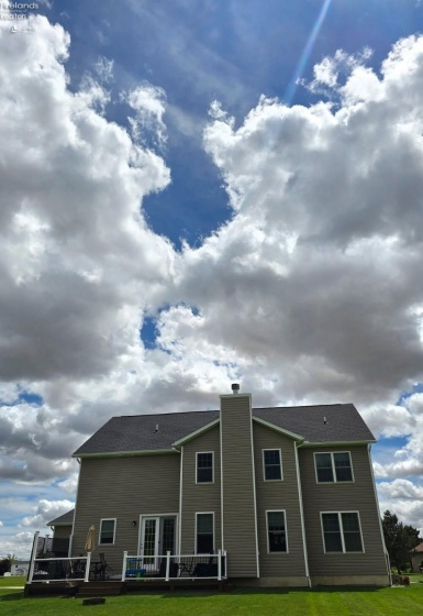 2112 Pinehurst Trail, Fremont, 43420, 4 Bedrooms Bedrooms, ,3 BathroomsBathrooms,Residential,For Sale,Pinehurst,20260537