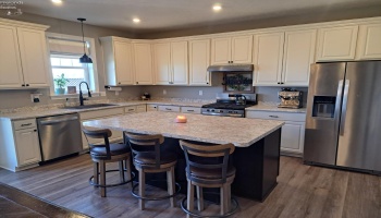 2112 Pinehurst Trail, Fremont, 43420, 4 Bedrooms Bedrooms, ,3 BathroomsBathrooms,Residential,For Sale,Pinehurst,20260537