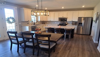 2112 Pinehurst Trail, Fremont, 43420, 4 Bedrooms Bedrooms, ,3 BathroomsBathrooms,Residential,For Sale,Pinehurst,20260537