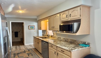 5784 Carl Street, Marblehead, 43440, 3 Bedrooms Bedrooms, ,2 BathroomsBathrooms,Residential,For Sale,Carl,20260625