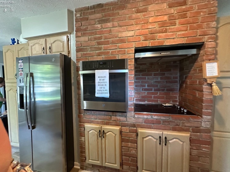 5784 Carl Street, Marblehead, 43440, 3 Bedrooms Bedrooms, ,2 BathroomsBathrooms,Residential,For Sale,Carl,20260625