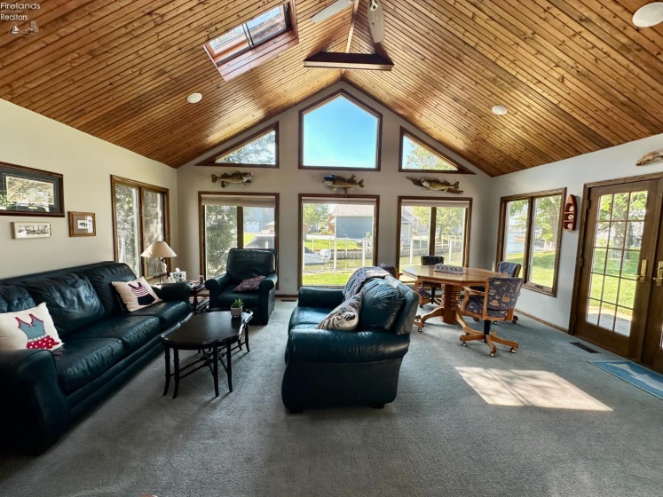 5784 Carl Street, Marblehead, 43440, 3 Bedrooms Bedrooms, ,2 BathroomsBathrooms,Residential,For Sale,Carl,20260625