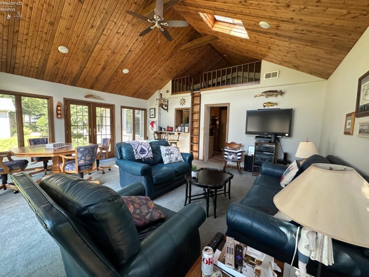 5784 Carl Street, Marblehead, 43440, 3 Bedrooms Bedrooms, ,2 BathroomsBathrooms,Residential,For Sale,Carl,20260625