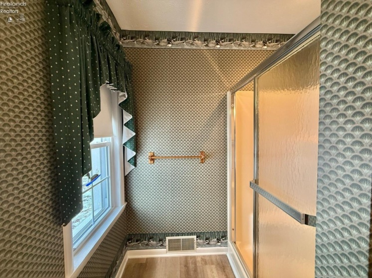 5784 Carl Street, Marblehead, 43440, 3 Bedrooms Bedrooms, ,2 BathroomsBathrooms,Residential,For Sale,Carl,20260625