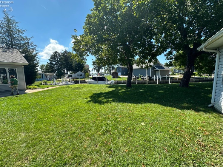 5784 Carl Street, Marblehead, 43440, 3 Bedrooms Bedrooms, ,2 BathroomsBathrooms,Residential,For Sale,Carl,20260625